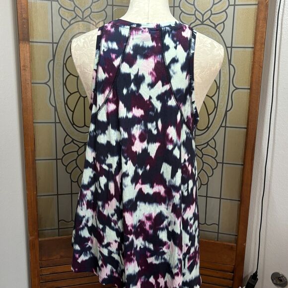 Sweaty Betty Easy Peazy Blue Flow Print Oversized Hi Low Tank Size 8/10 - Picture 4 of 11
